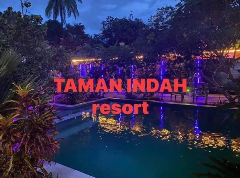 Taman Indah Resort Tamanredjo Ngoại thất bức ảnh